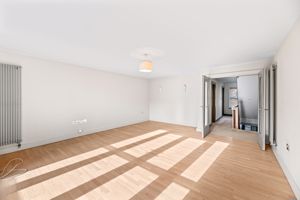 Lounge- click for photo gallery